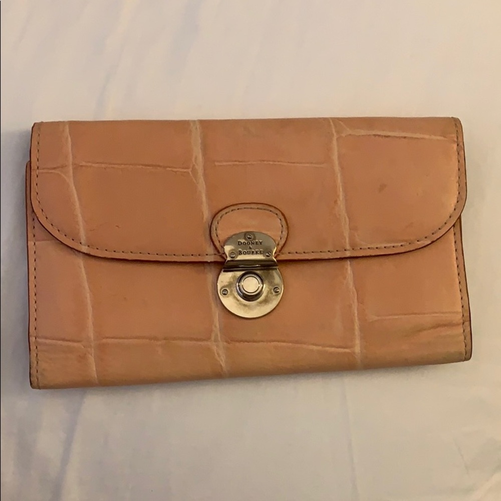 Dooney & Bourke leather tri-cold wallet